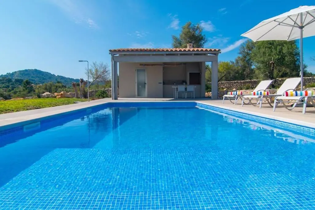 Can Colomer Ferragut Arta Holiday home